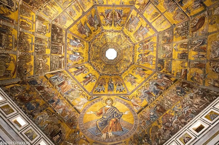 Мозаичный потолок баптистерия во Флоренции