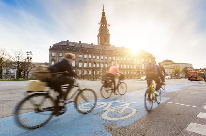 Копенгаген – рай для велосипедистов с большим количеством велодорожек