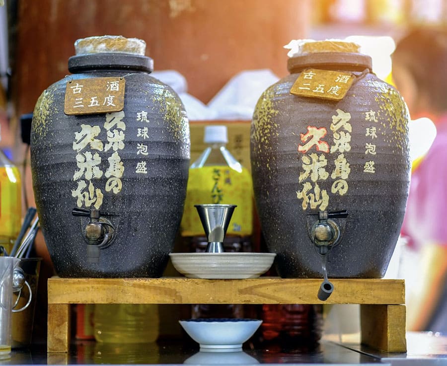В Японии пить сакэ — это гораздо больше, чем просто проглотить его. Красота!